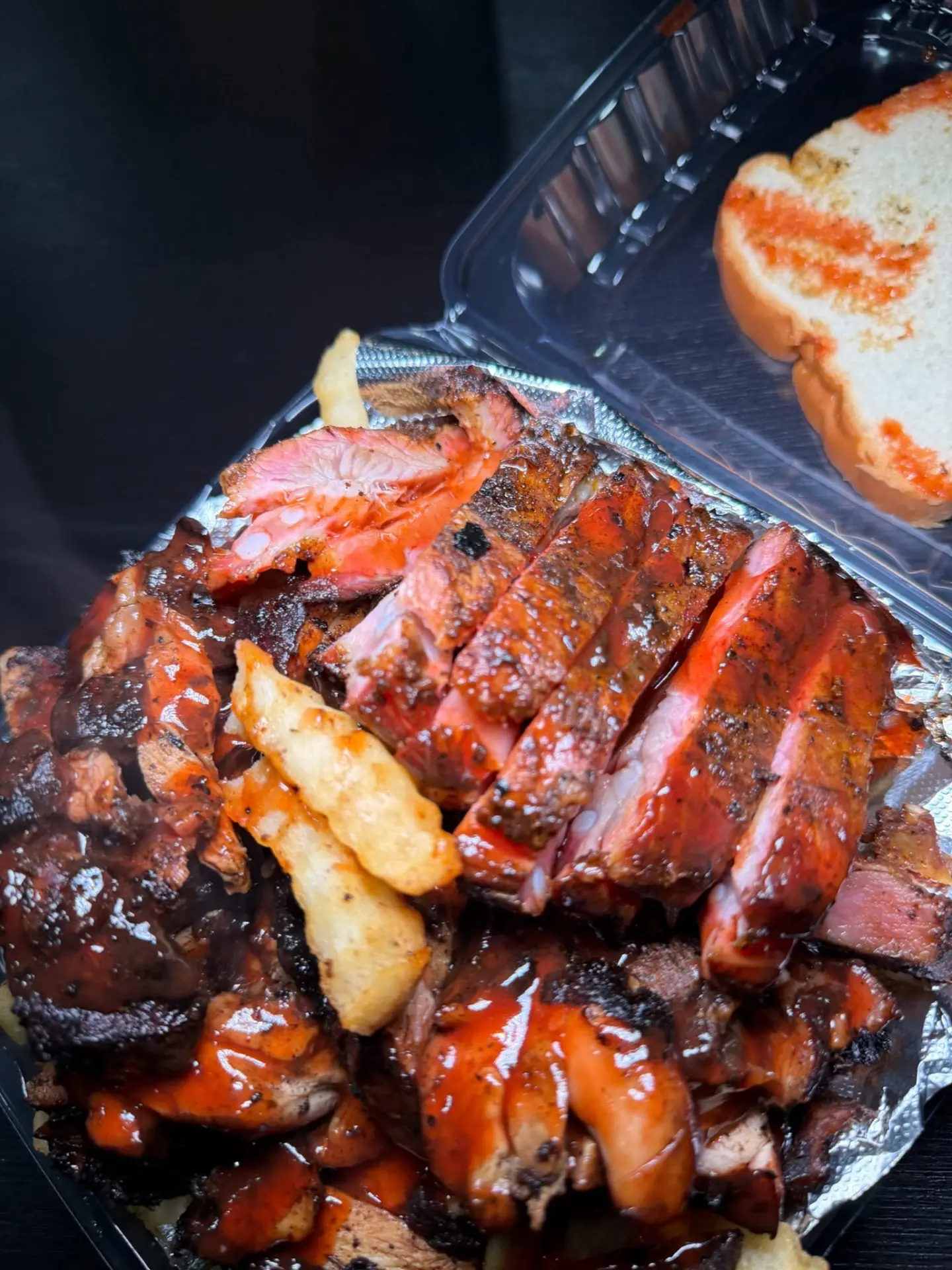 Slow-smoked barbecue ribs